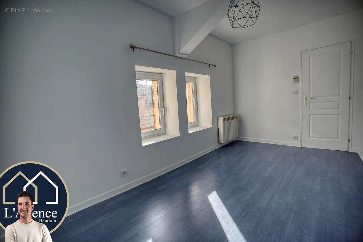 Appartement à EPERNON