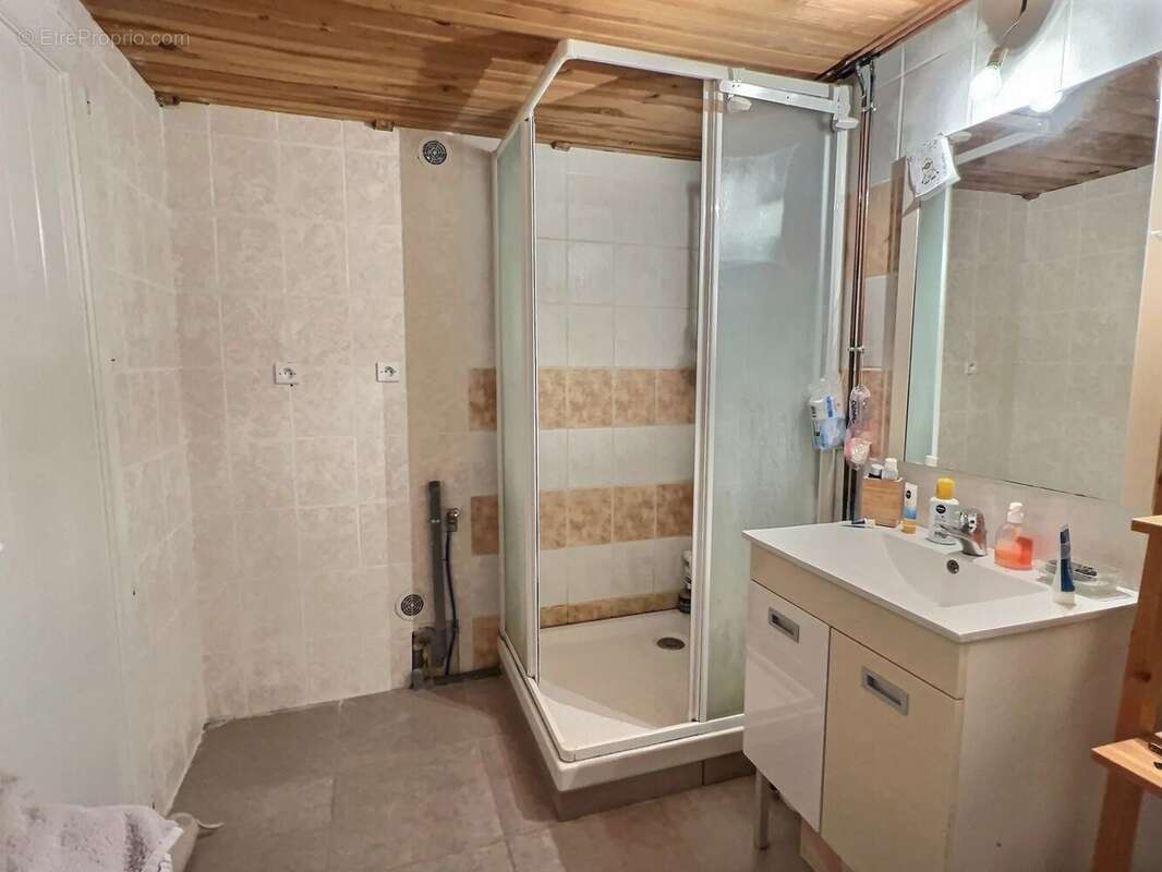 Maison à SAINT-SAUVEUR