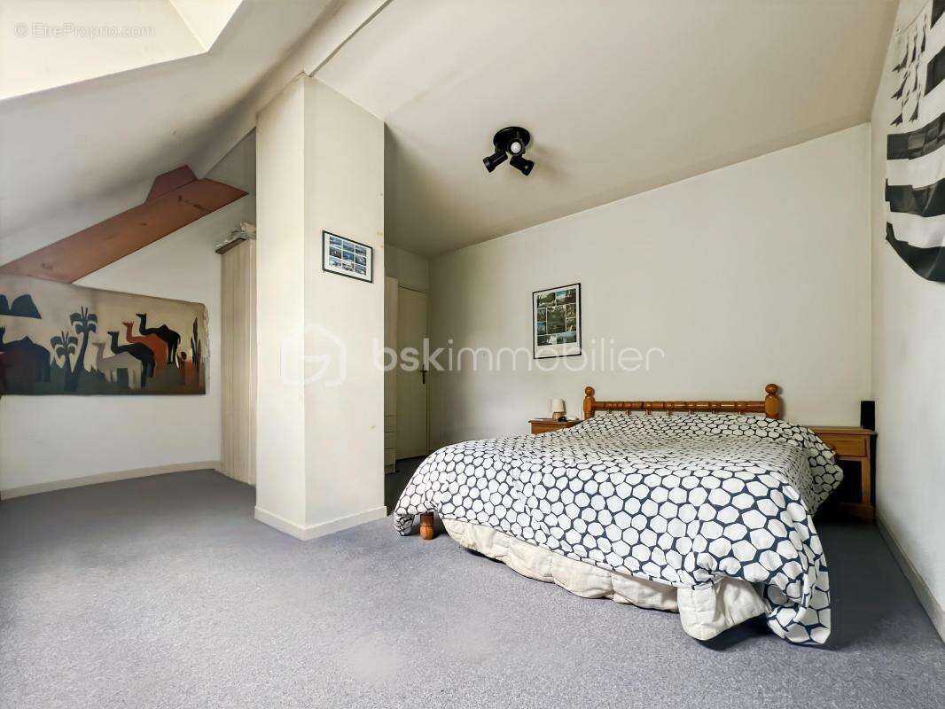 Maison à MAROLLES-EN-HUREPOIX