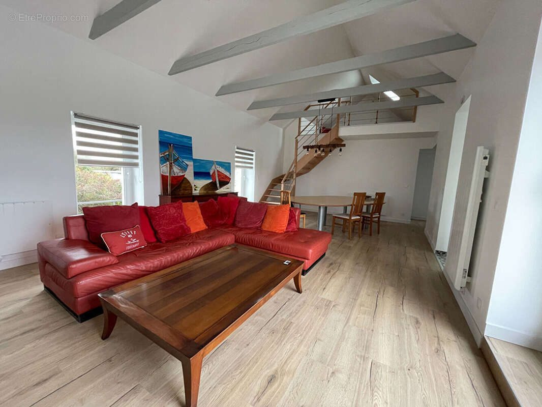 Appartement à PLEUVEN