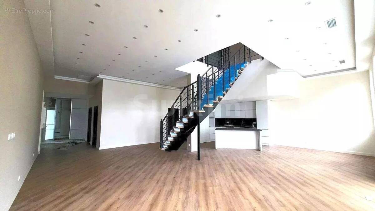 Appartement à LONS-LE-SAUNIER