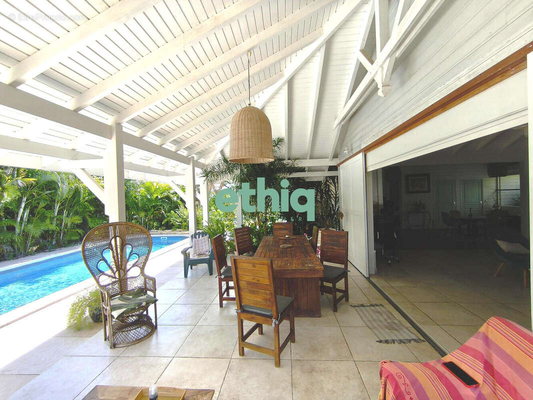 Maison à SAINT-FRANCOIS