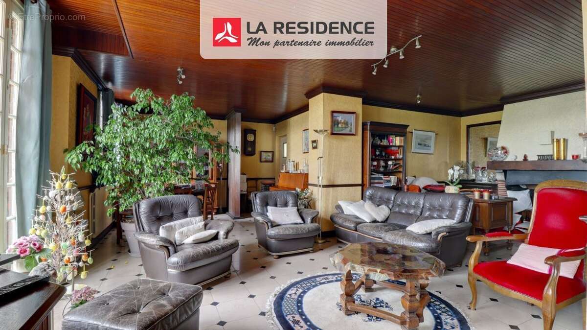 Maison à LA ROQUETTE