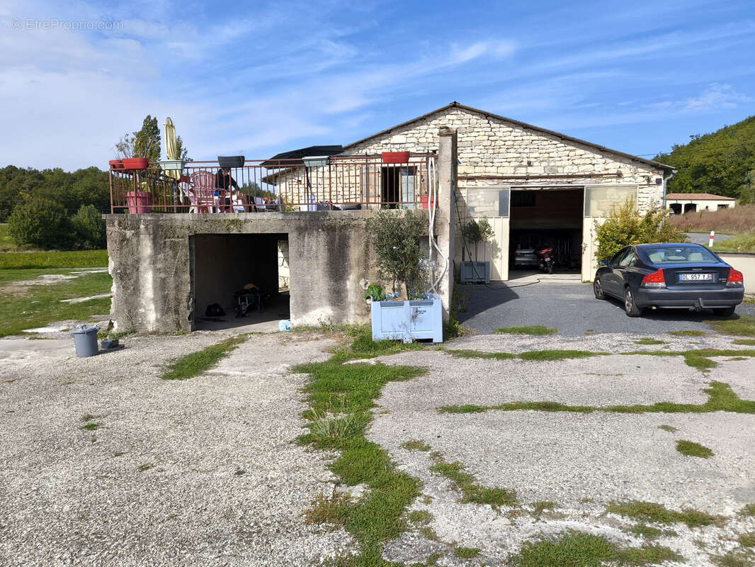 Maison à BAGAT-EN-QUERCY