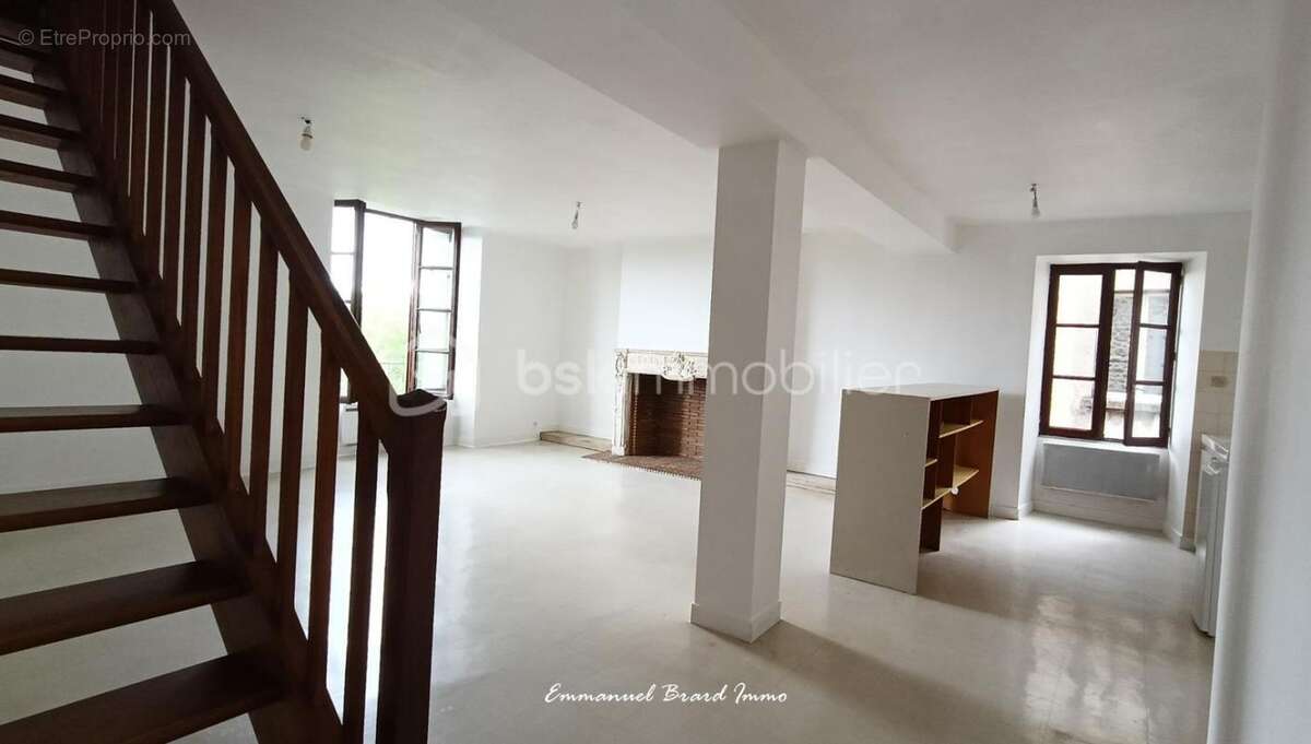 Appartement à LUSIGNAN