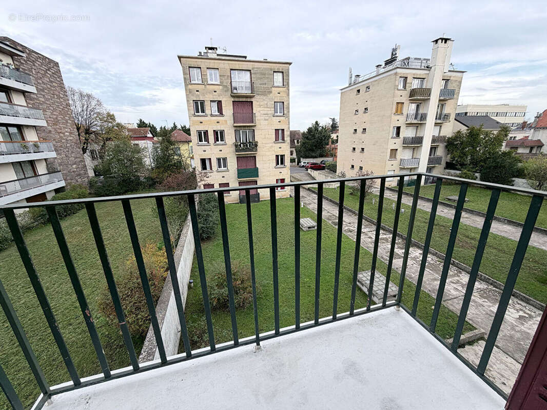 Appartement à SAINT-MAUR-DES-FOSSES