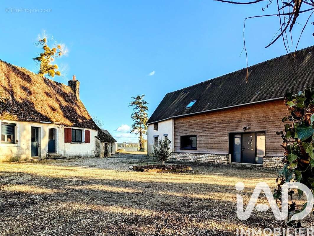 Photo 2 - Maison à BALLON