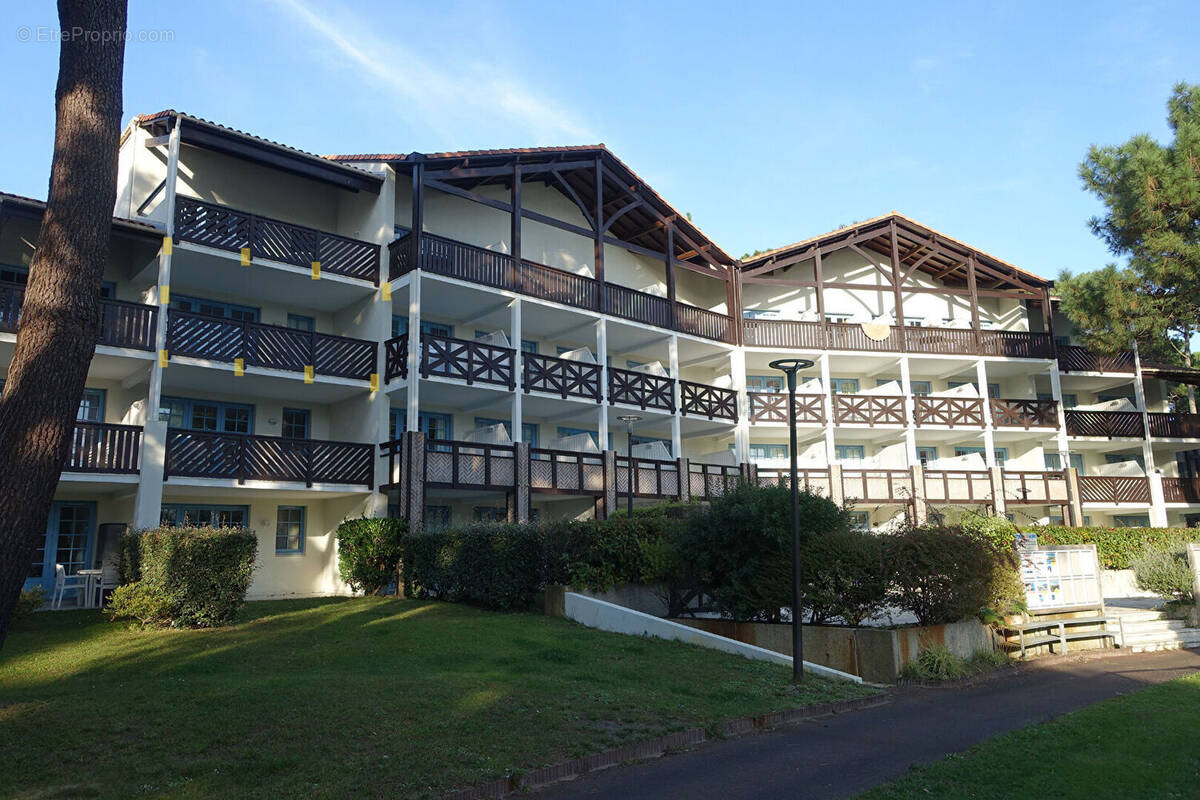 Appartement à MOLIETS-ET-MAA