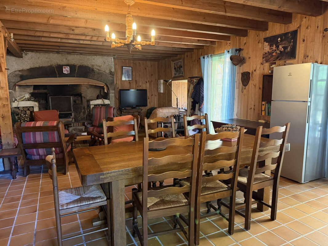 Maison en Pierre 4 Chambres avec Jardin - photo 14