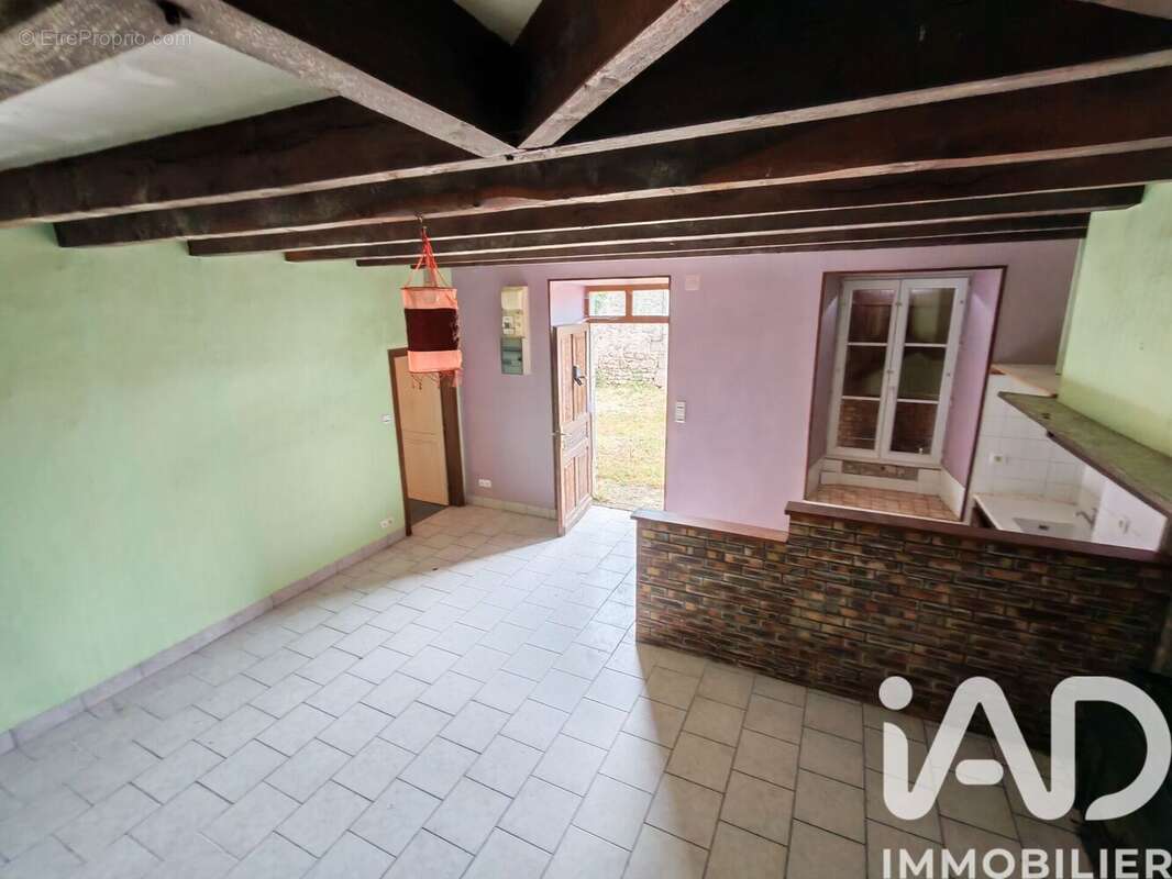 Maison 160 m² à Champniers-Et-Reilhac  - photo 2
