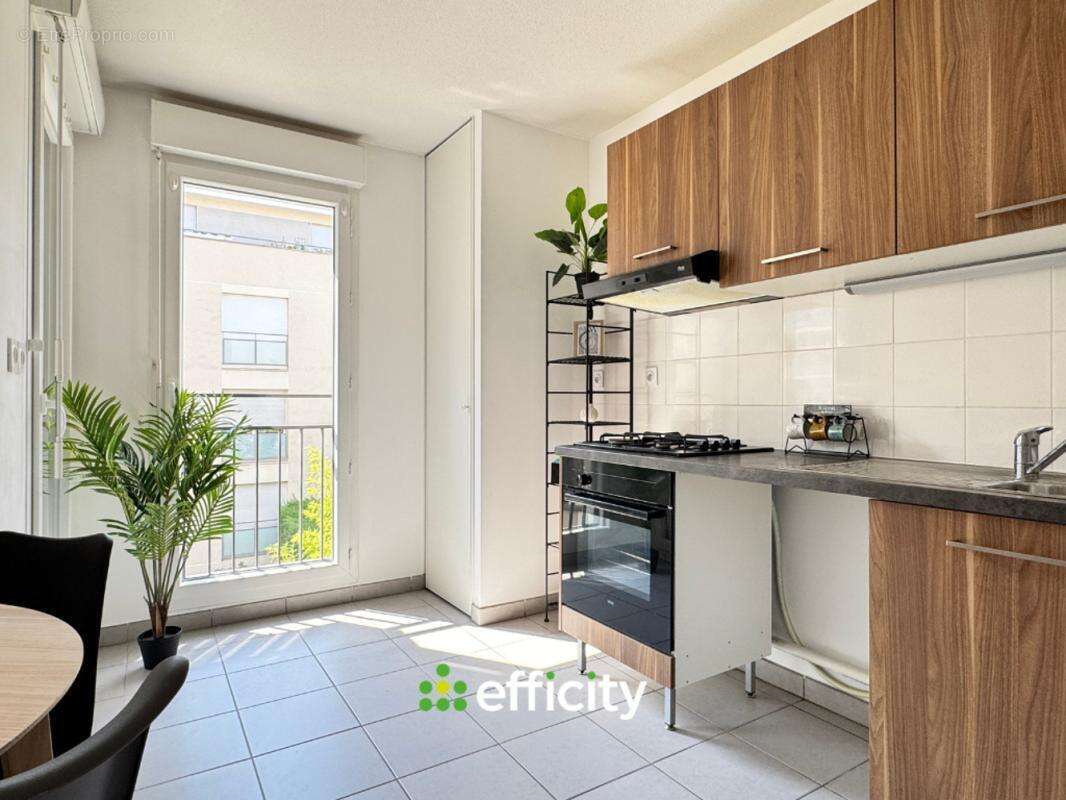 Appartement à OULLINS