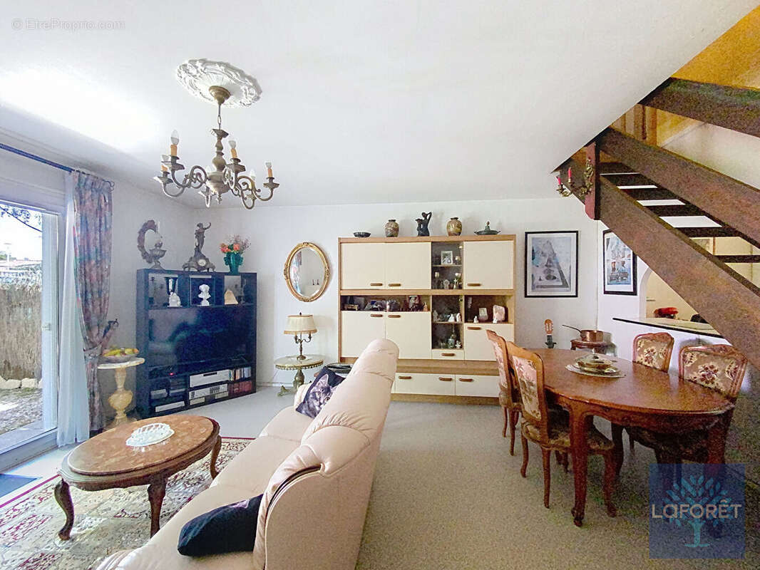 Maison à SAINT-ORENS-DE-GAMEVILLE