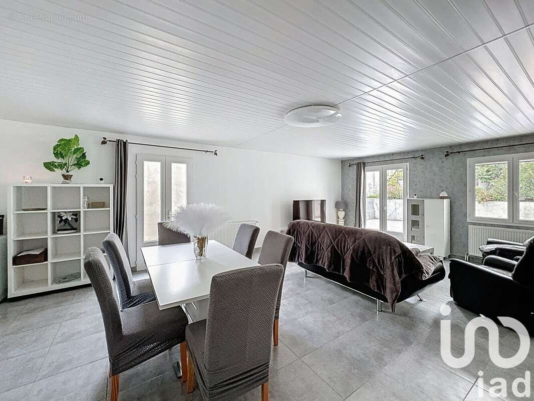 Photo 5 - Maison à EPERNAY