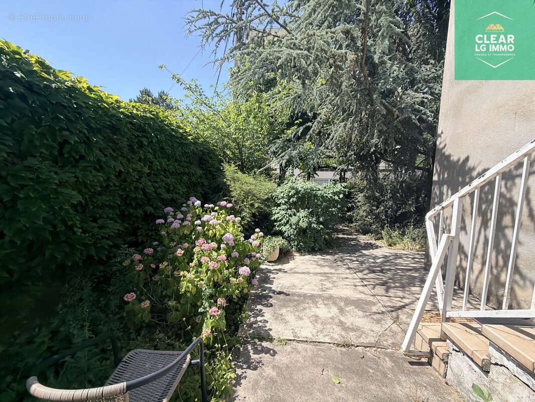 Maison familiale mitoyenne à Clouange - photo 15