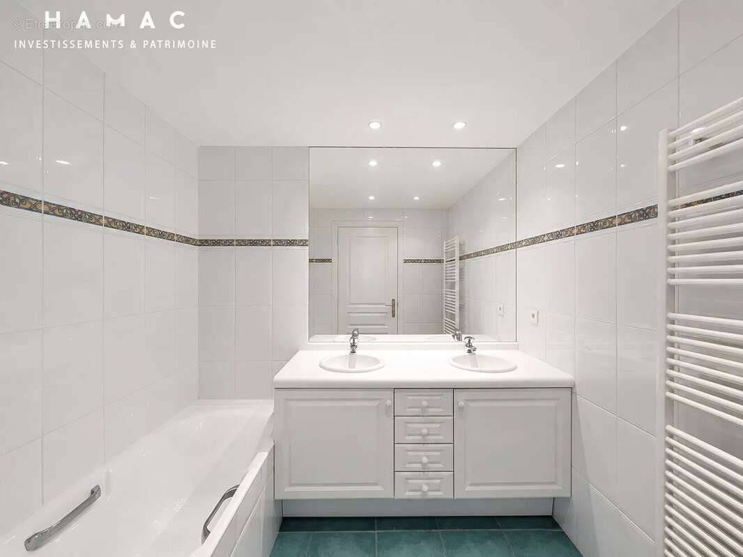 Appartement à SAINTE-FOY-LES-LYON