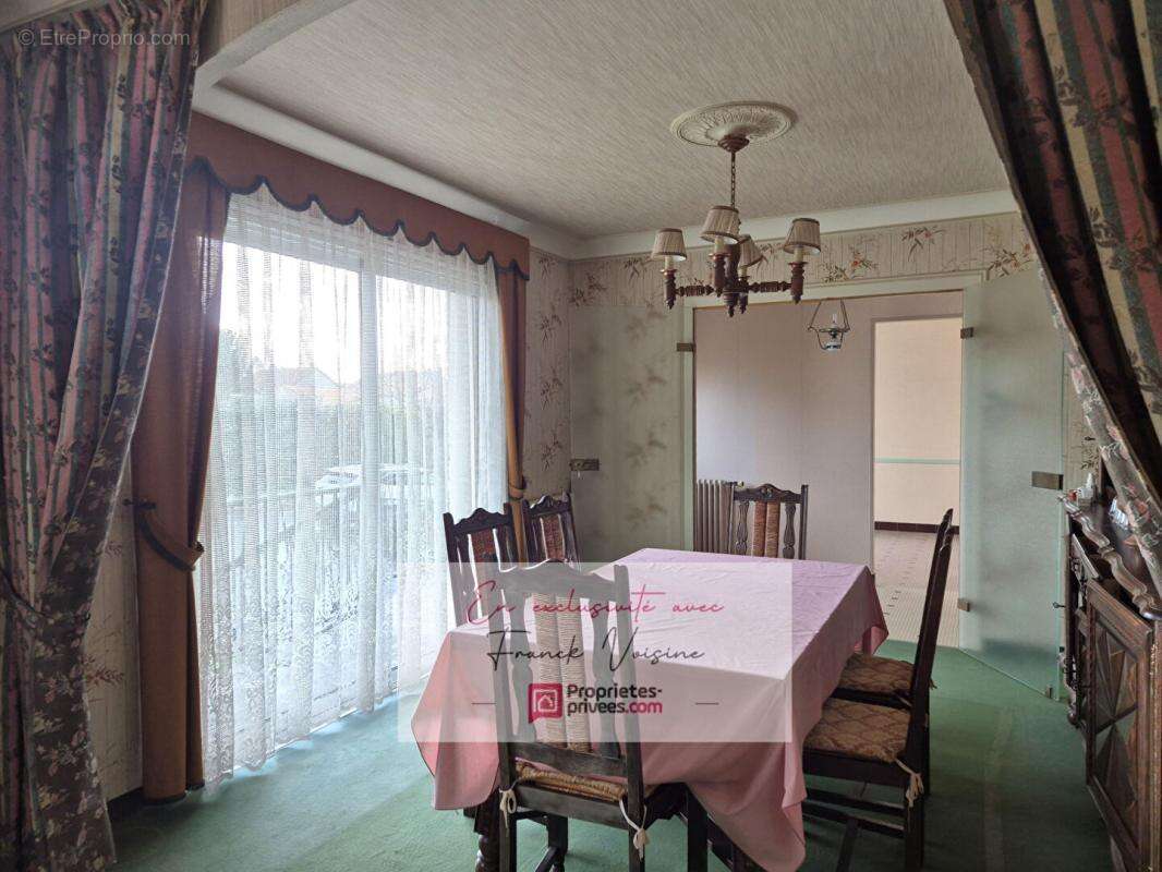 Maison à LES HERBIERS