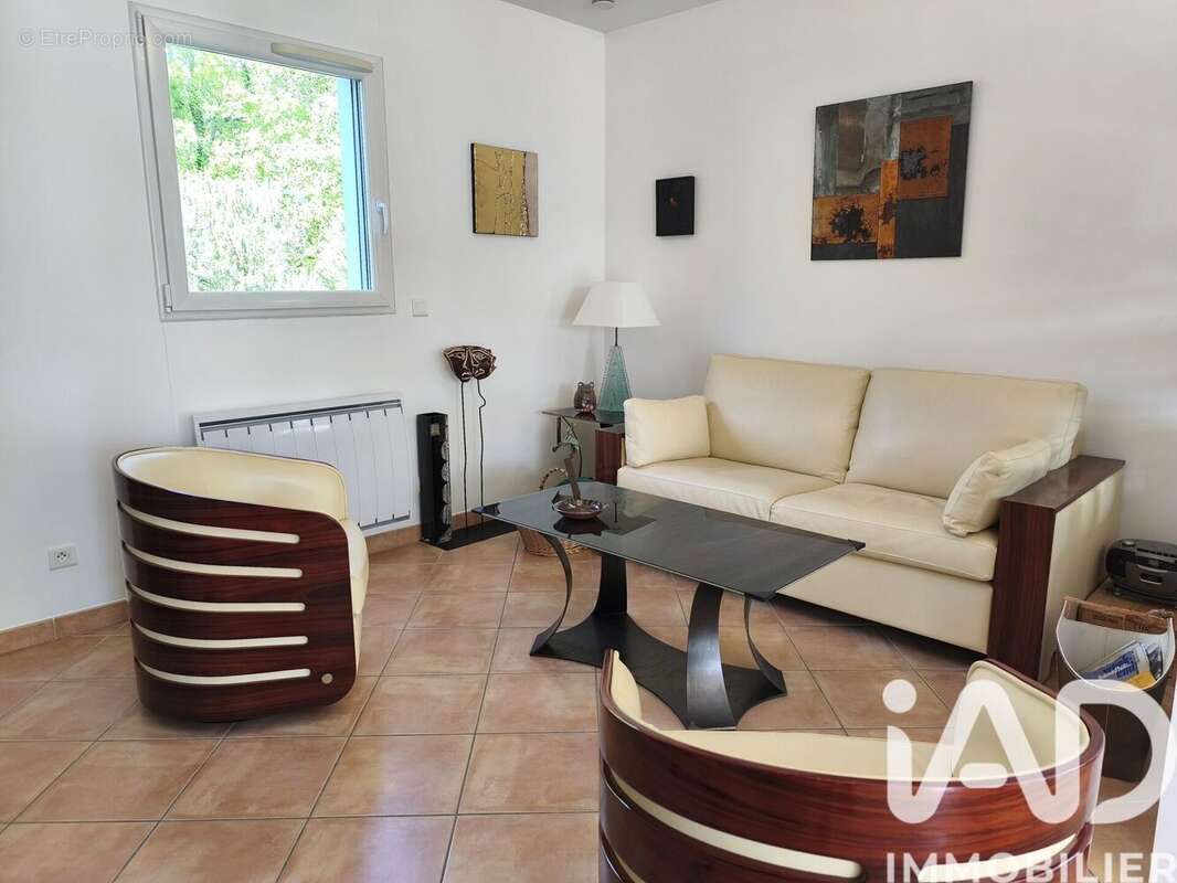 Photo 7 - Maison à PUY-SAINT-MARTIN