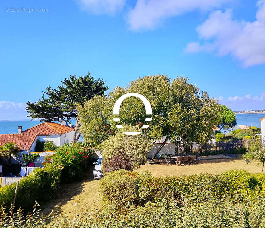 LA PLAINE SUR MER , Maison proche mer sur terrain constructible - photo 2