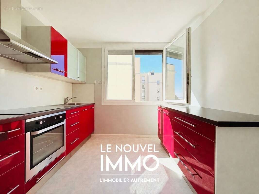 Appartement à ROGNAC