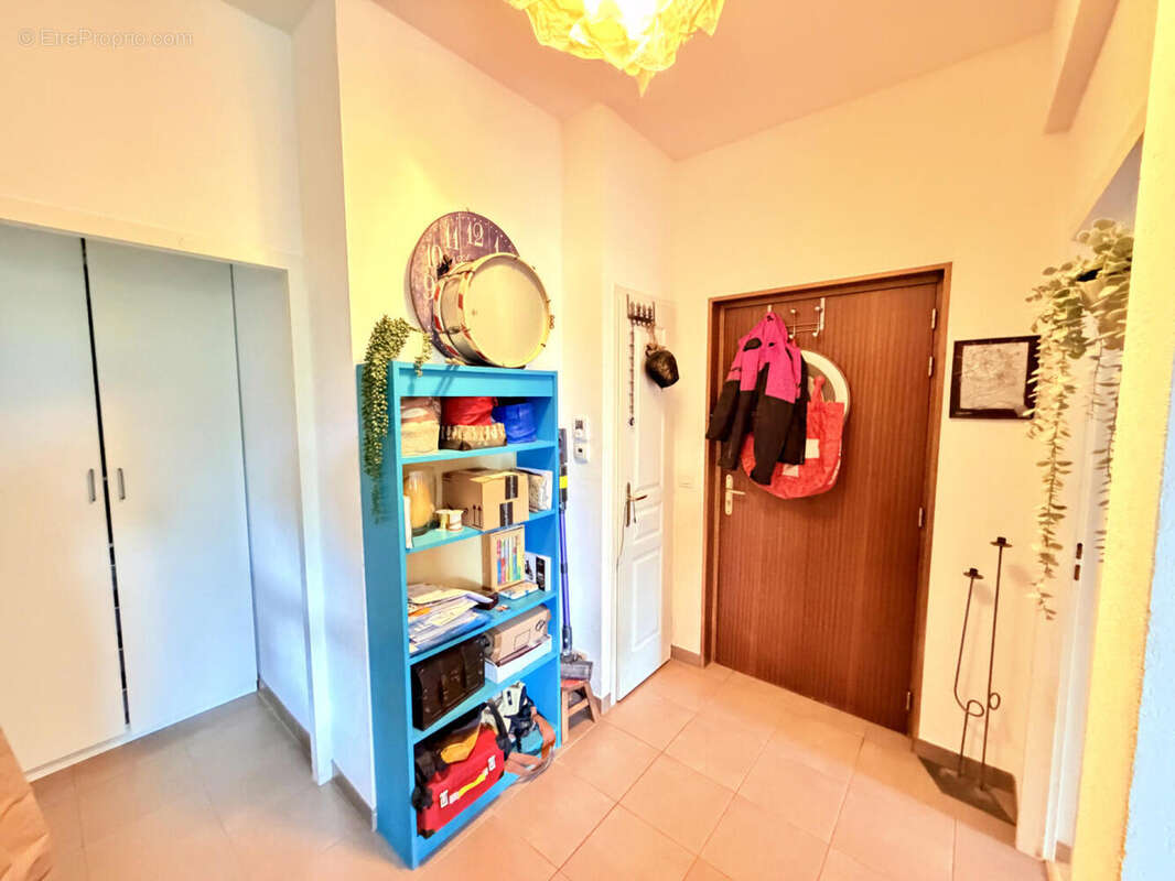 entrée - Appartement à SAINT-JULIEN-EN-GENEVOIS
