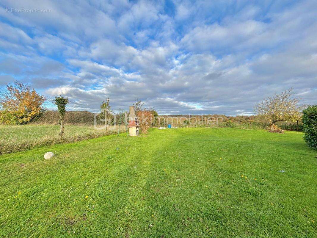 Maison à SAINT-CREPIN-IBOUVILLERS