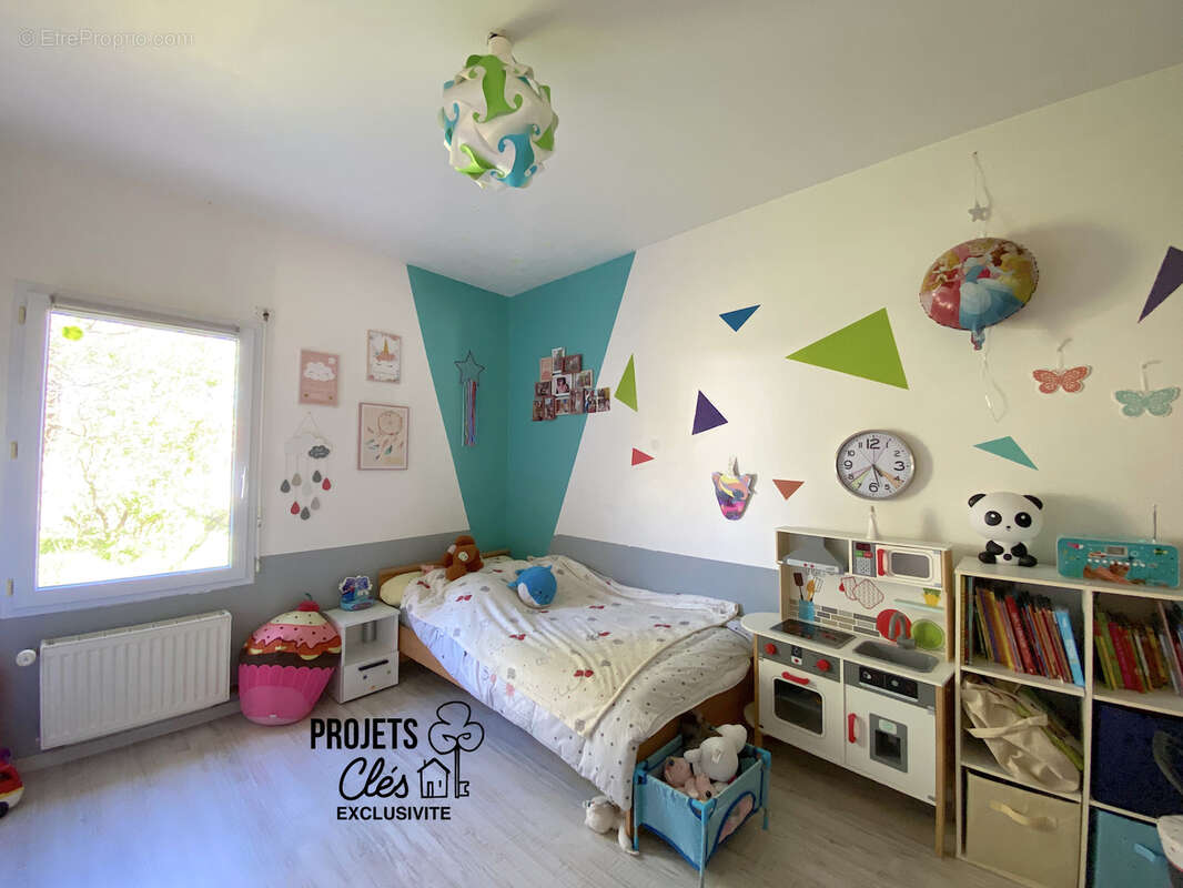 Maison à SAINT-GEORGES-DE-POINTINDOUX