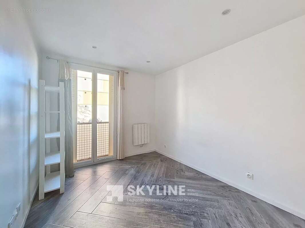 Appartement à MARSEILLE-9E