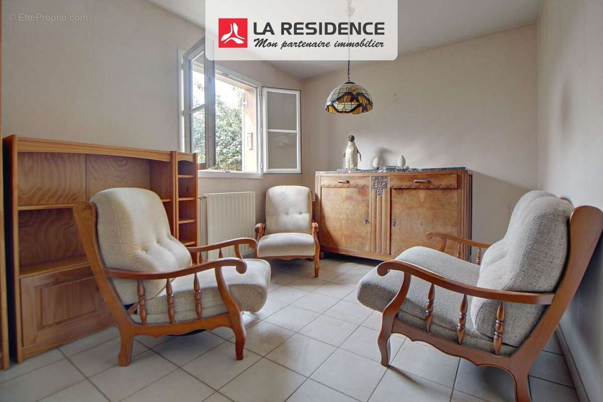 Maison à VERNEUIL-SUR-SEINE