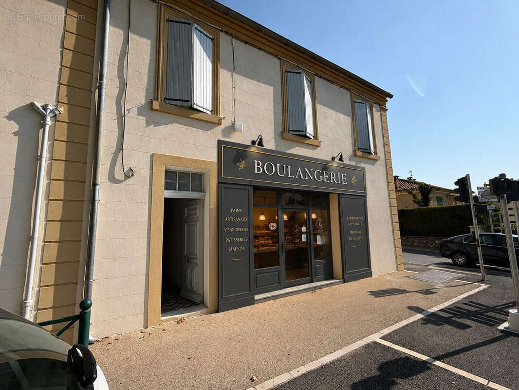 Commerce 75 m² à Volonne  - photo 3