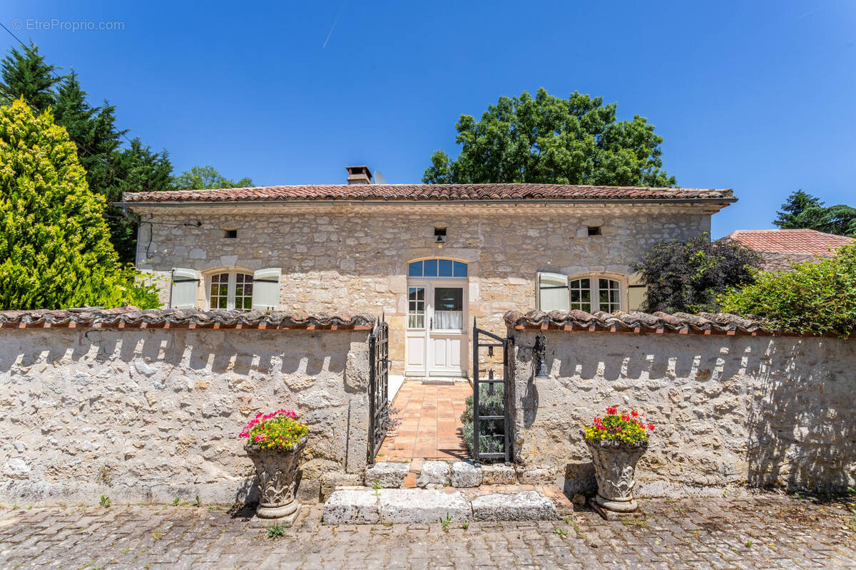 Maison à BOURG-DE-VISA