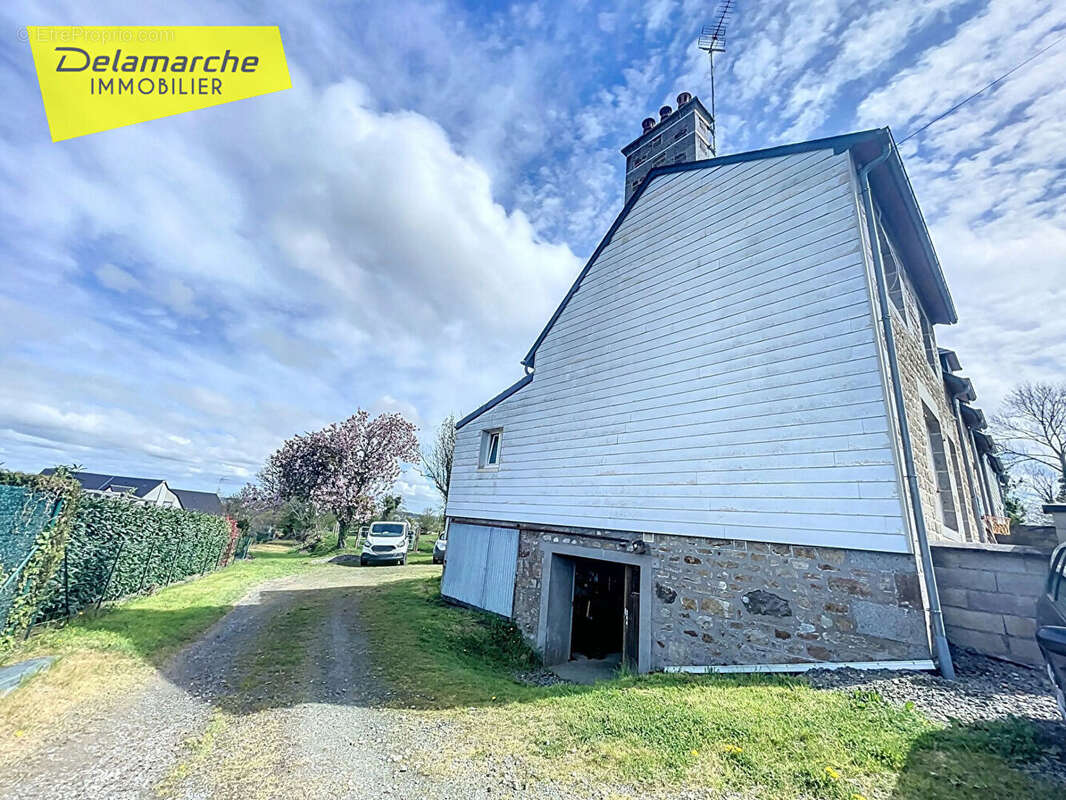 Maison à VILLEDIEU-LES-POELES