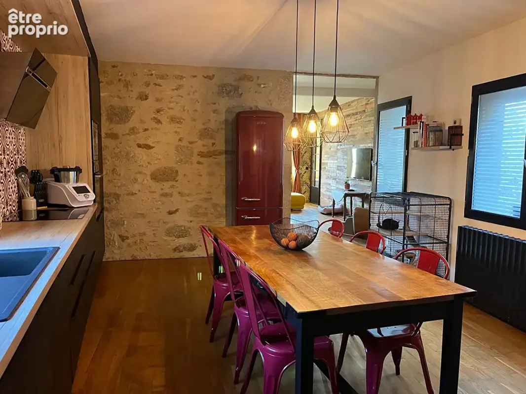 Opportunité dans Centre Historique Maison avec terrasse ... - photo 4