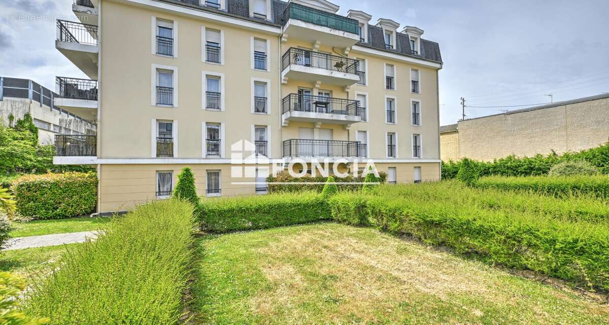 Appartement à SAINT-OUEN-L&#039;AUMONE