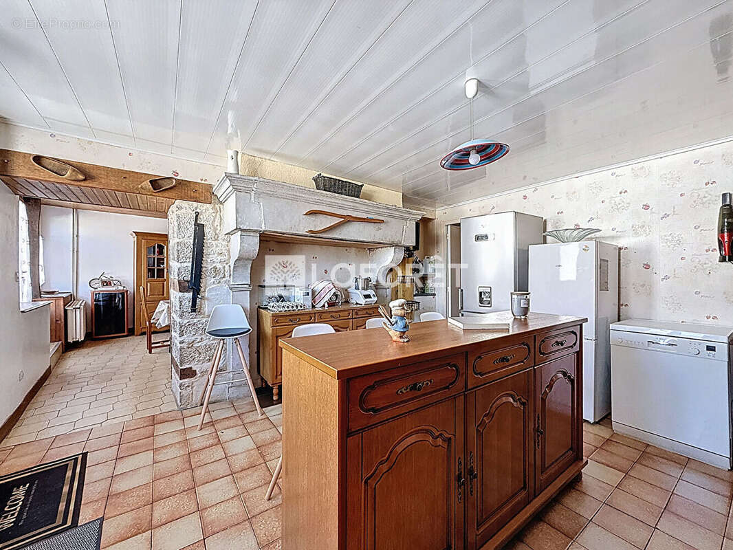 Maison à BOURMONT