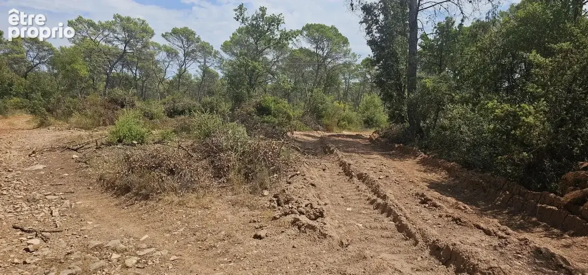 Terrain à CABASSE