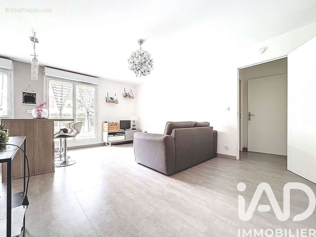 Photo 2 - Appartement à MONTLHERY