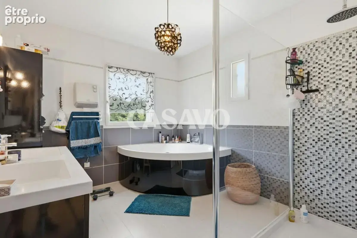 Vente Maison 6 pièces de 220m² - 13109 Simiane-Collongue - photo 19