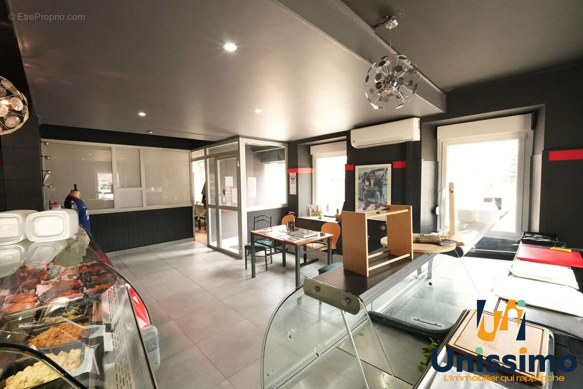 157 m² à Colombier-Fontaine  - photo 3