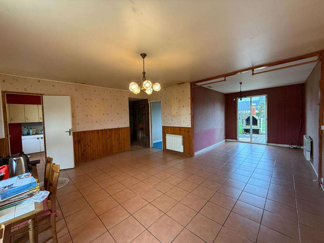 Maison Isigny Le Buat 4 pièce(s) 104 m2 - photo 2