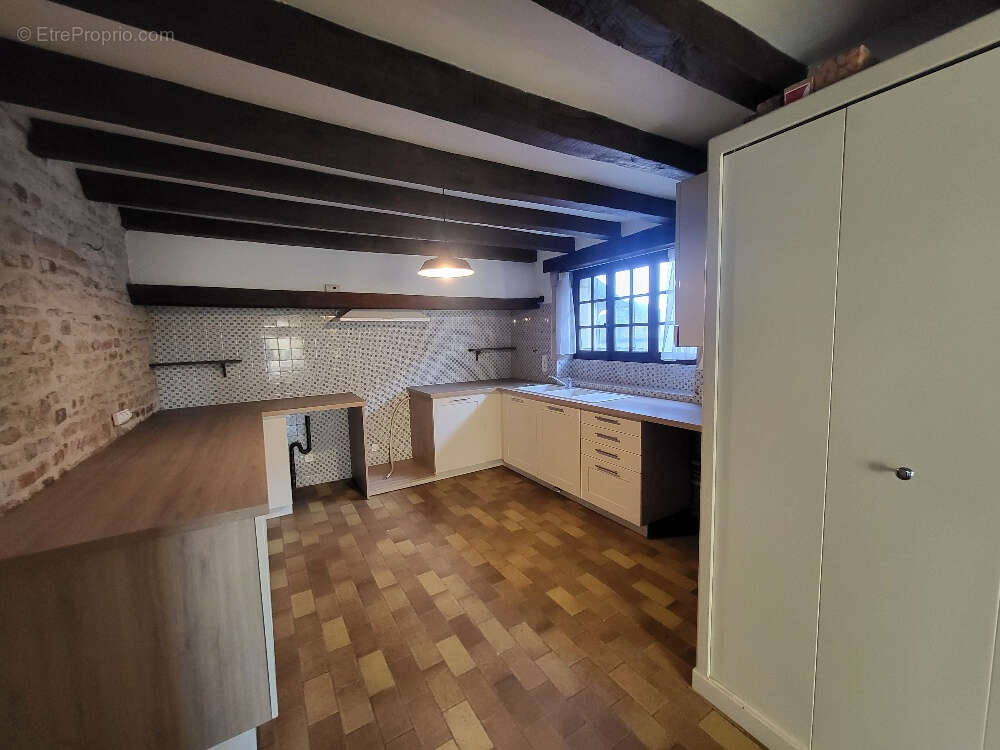 Appartement à PONT-DE-VEYLE