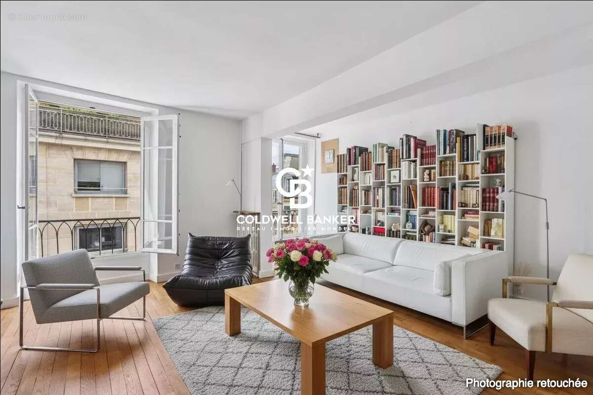 Appartement à PARIS-7E