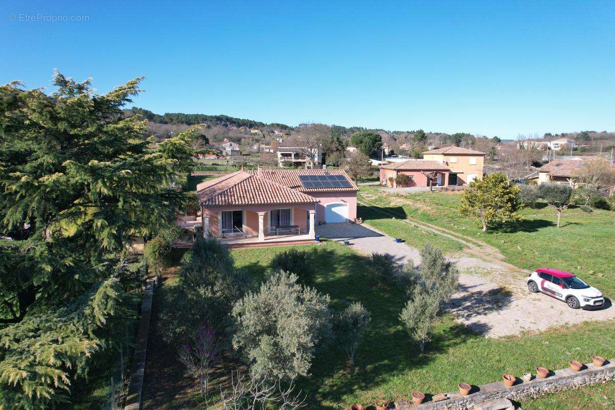 Maison à LAURAC-EN-VIVARAIS