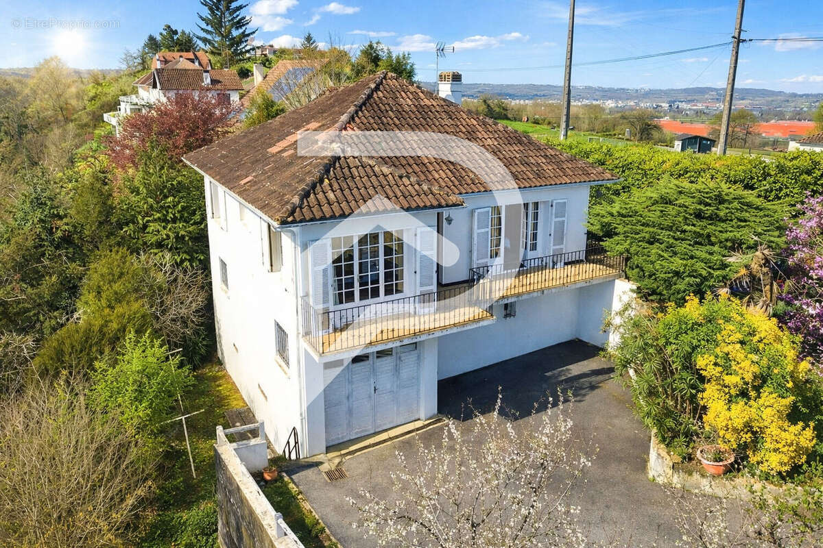Maison à LAGOR