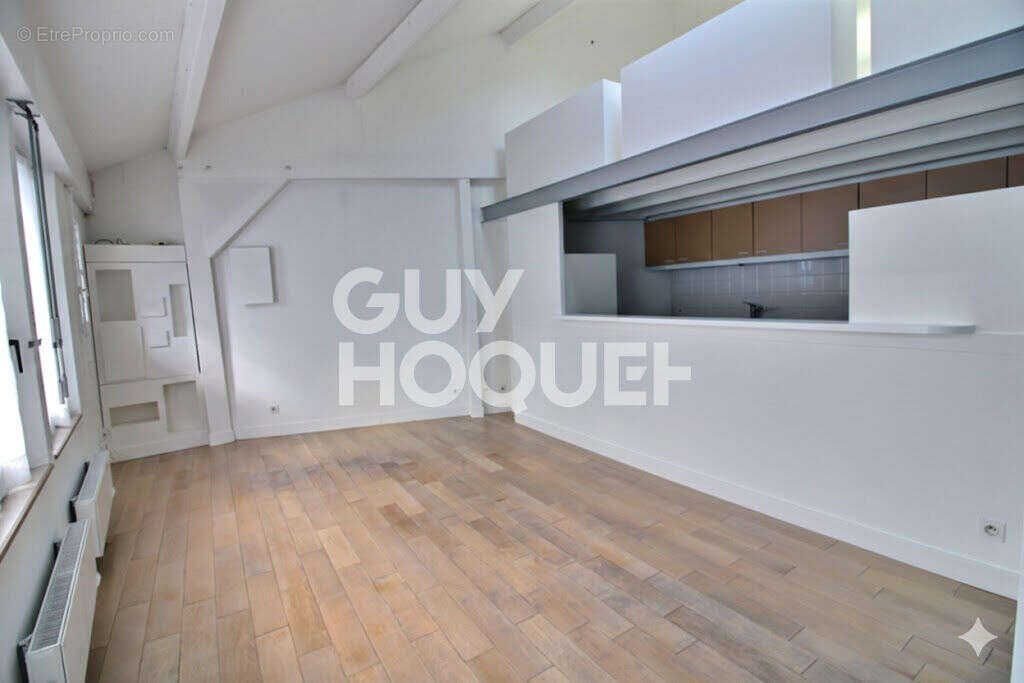 Appartement à ISSY-LES-MOULINEAUX