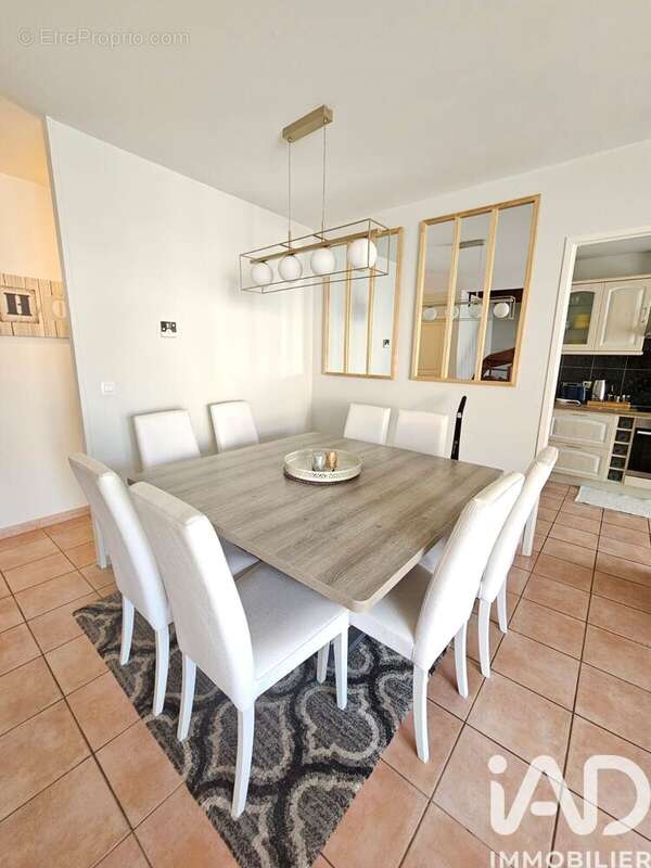 Photo 8 - Maison à MOISSY-CRAMAYEL