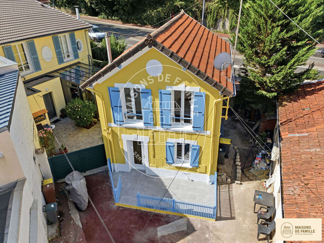 Maison Bougival 3 pièces - photo 2