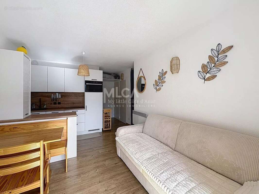 Appartement à SAINT-ETIENNE-DE-TINEE