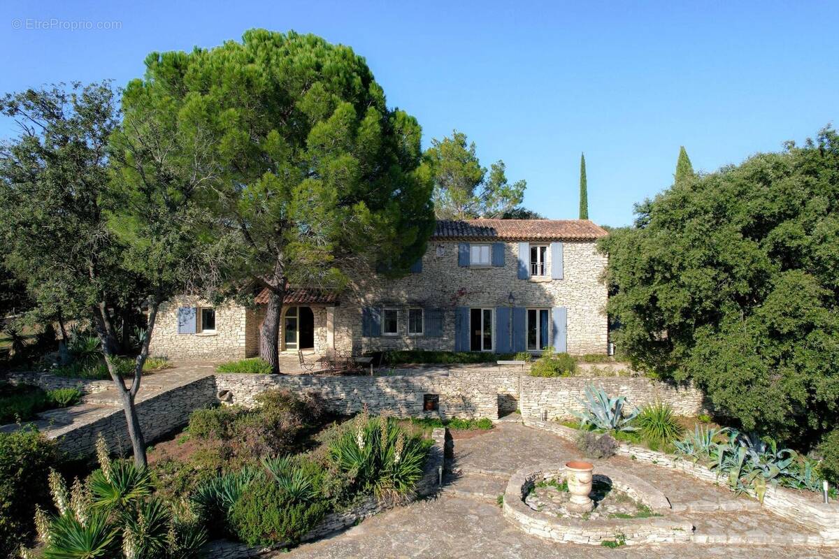 Maison à UZES