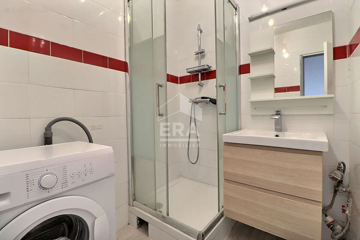 Appartement à AUBERVILLIERS