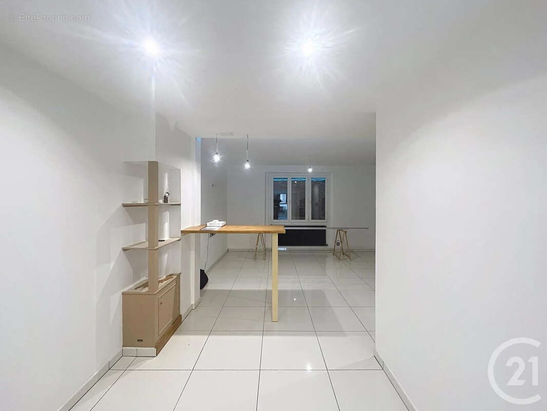 Maison à CHAMPILLON